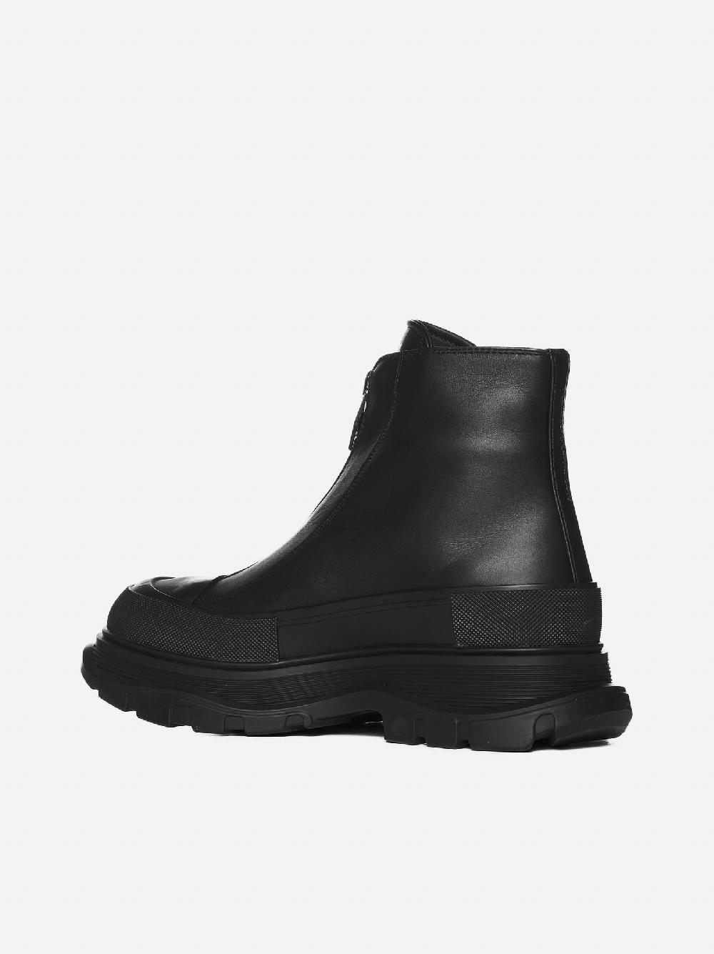ALEXANDER MCQUEEN Stivaletti Tread Slick in pelle nera Offerta