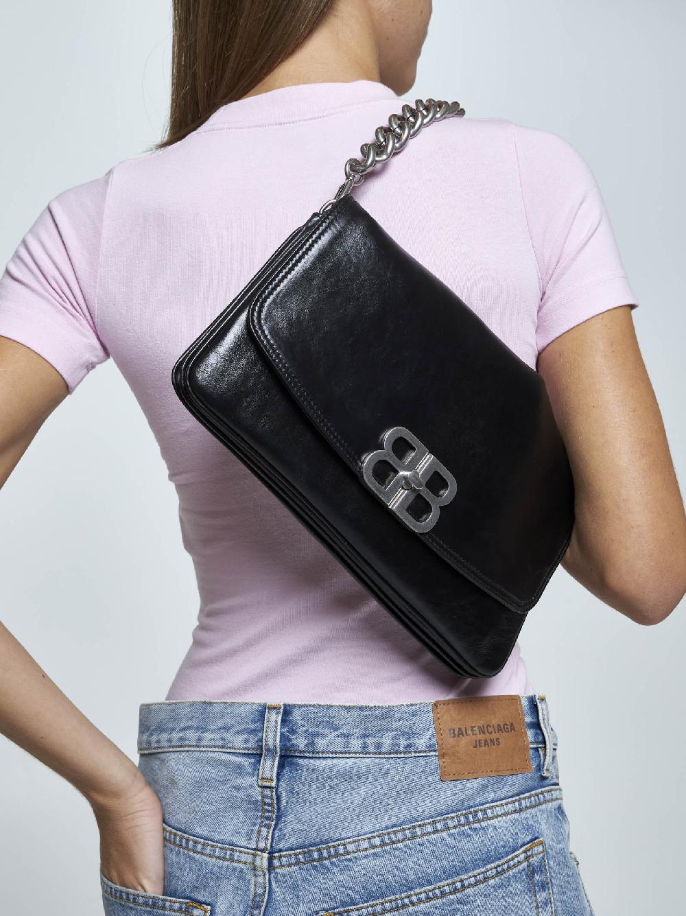 BALENCIAGA Borsa Flap BB media in pelle Offerta