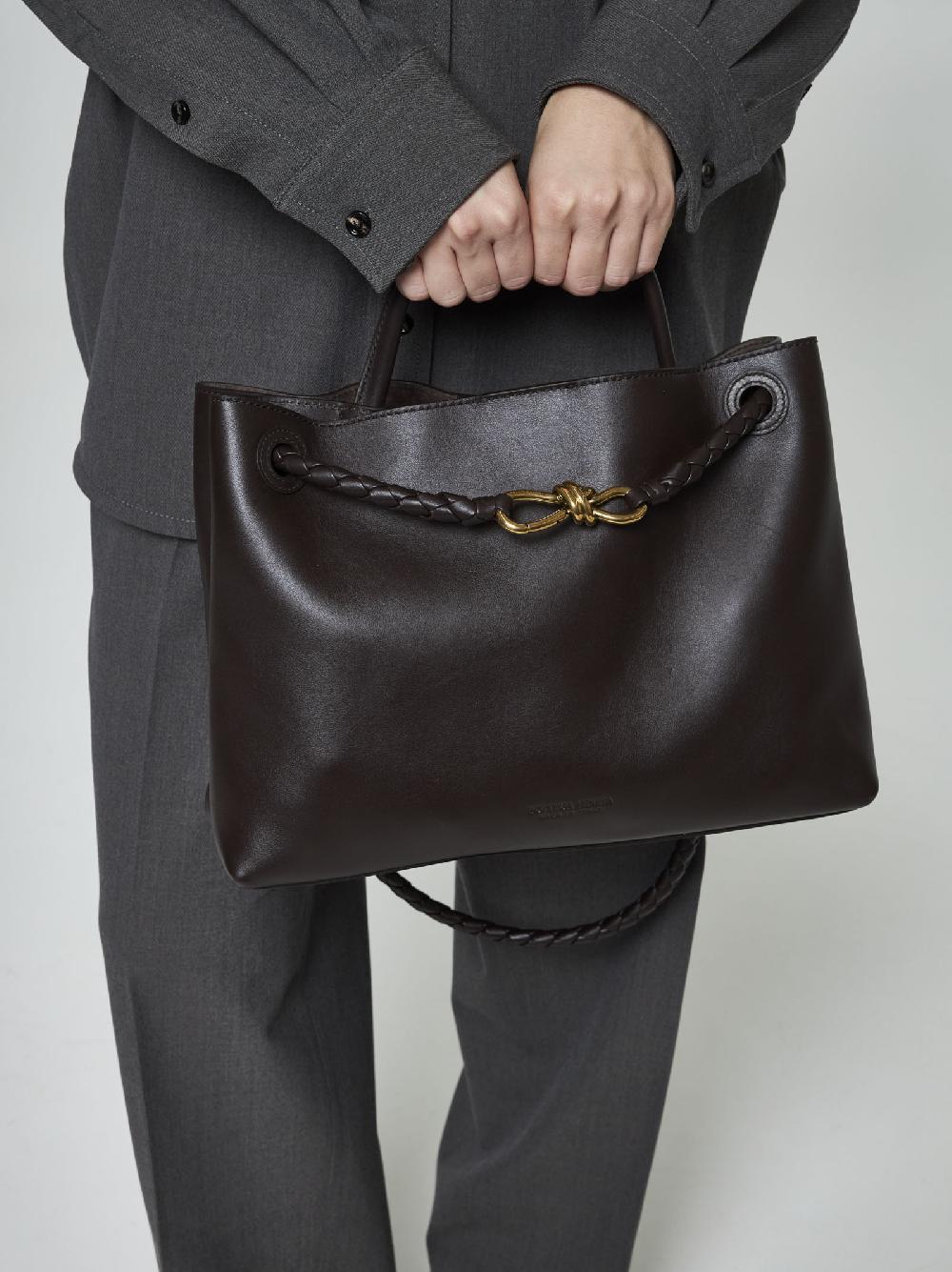 BOTTEGA VENETA Borsa Andiamo media in pelle Italy