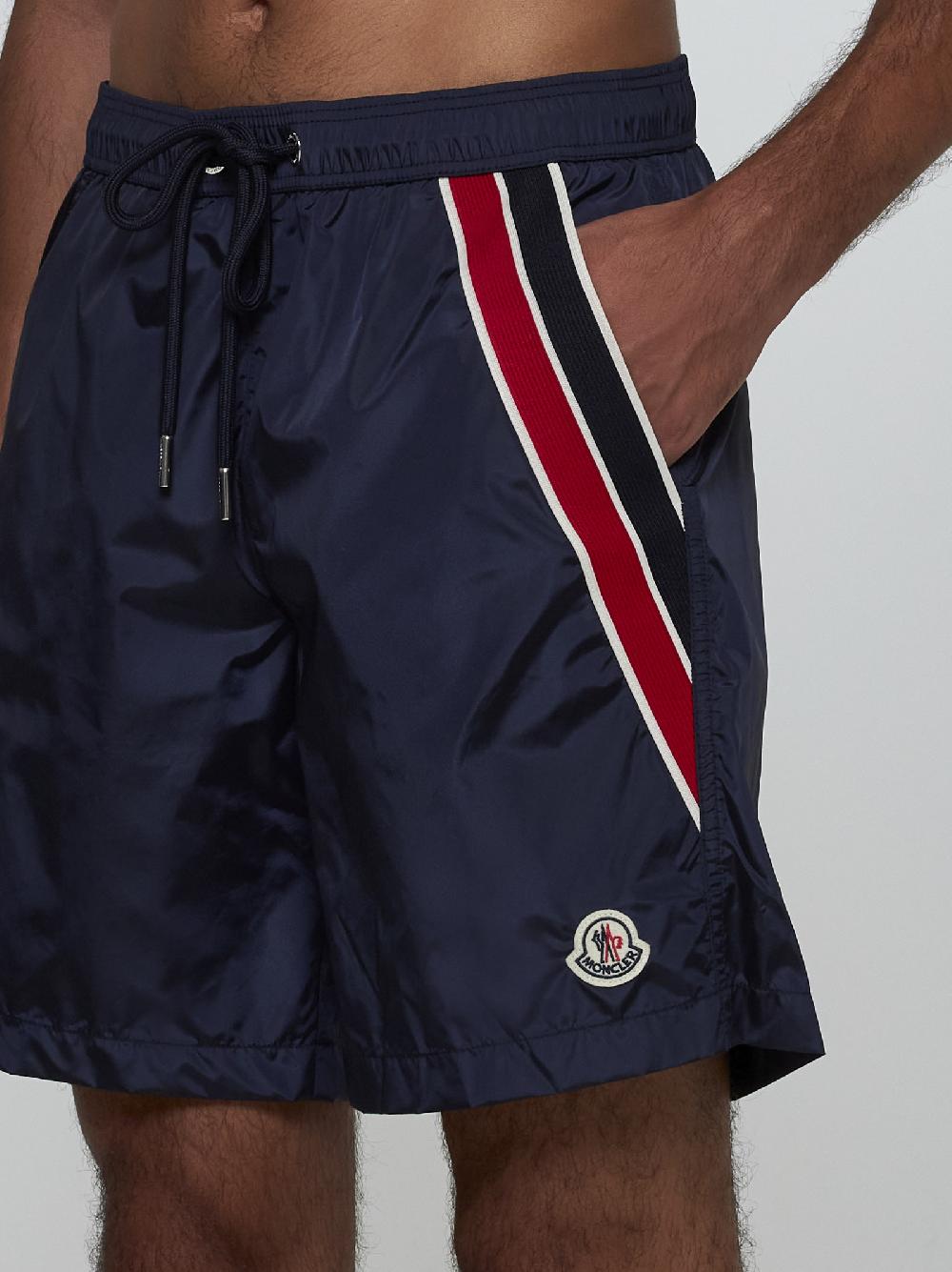 MONCLER Shorts da mare con logo Affare Del Giorno