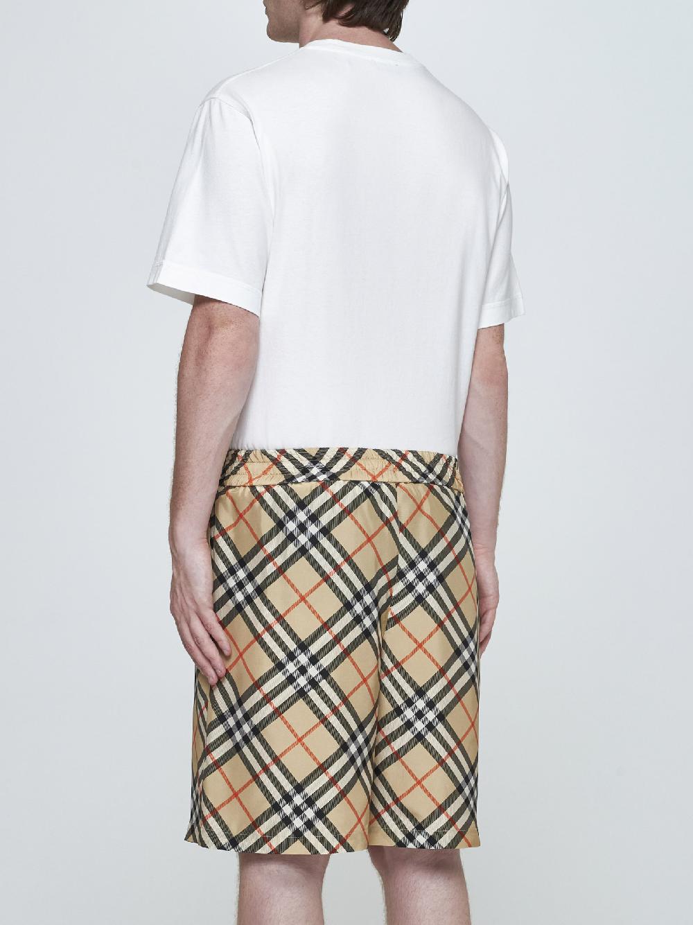 BURBERRY Shorts in seta a stampa check Vendita Calda