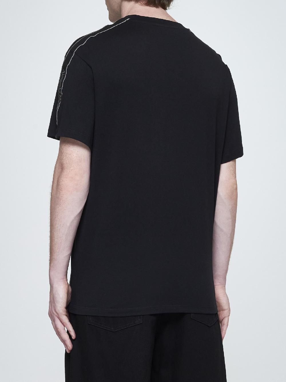 ALEXANDER MCQUEEN T-shirt in cotone con logo-tape Convenienza