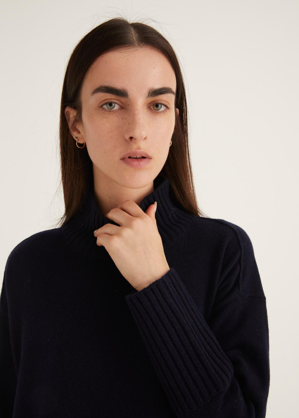 Rosso35 Abito in maglia collo alto Vendita