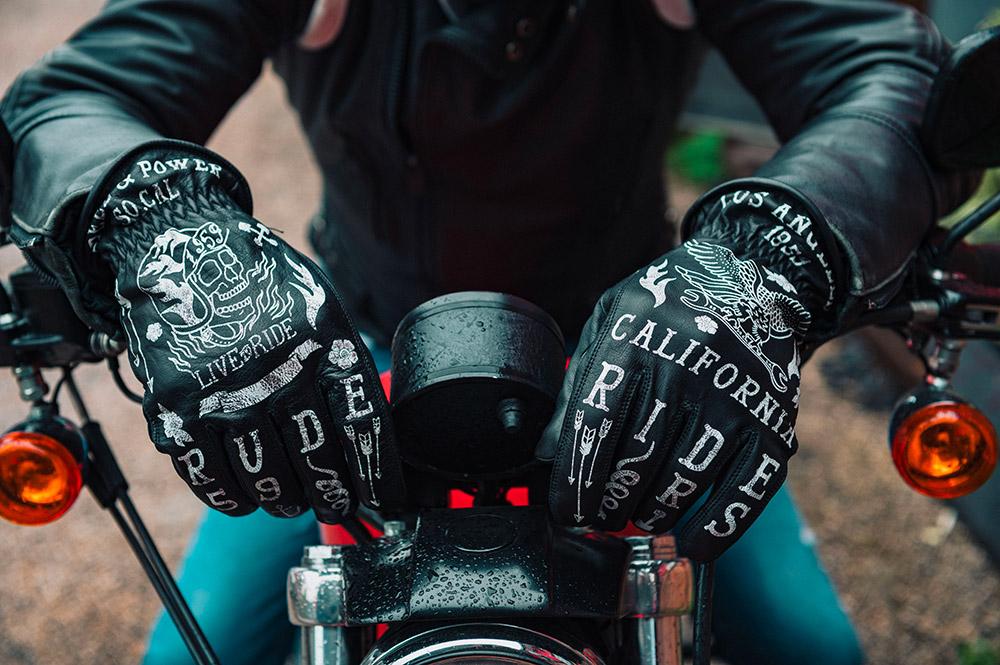 Rude Riders Guanti moto in pelle Tattoo Black Grande vendita