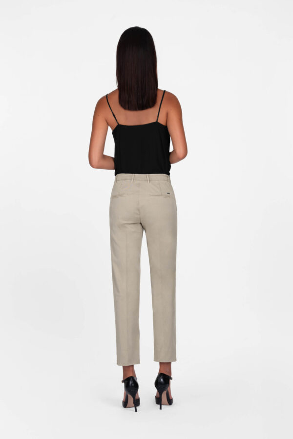Sartoria Tramarossa PANTALONE ADELE SLIM IN COTONE BEIGE Sconto