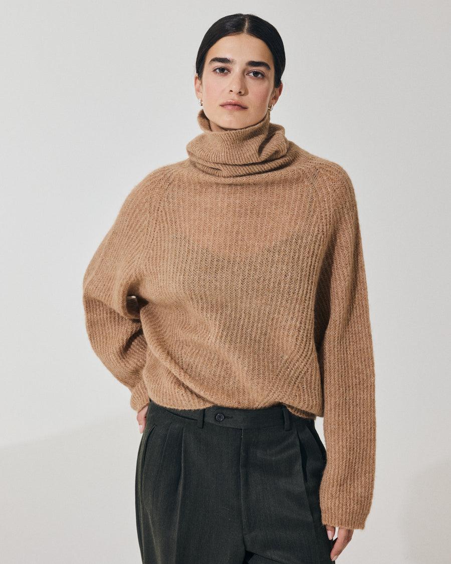 Scaglione TURTLE NECK RAGLAN GLITTER CARAMEL I Più Venduti