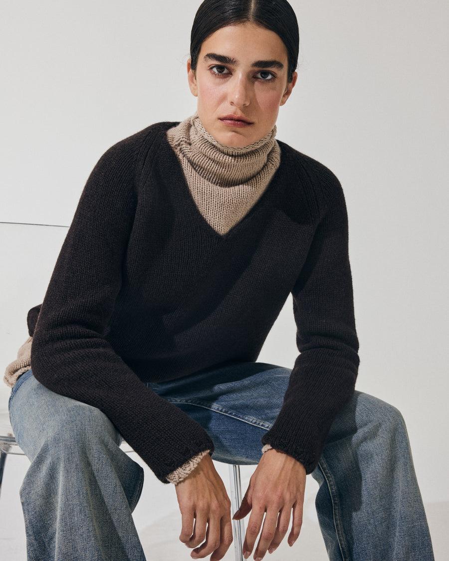Scaglione V NECK SUPER SOFT EBANO Shopping Online