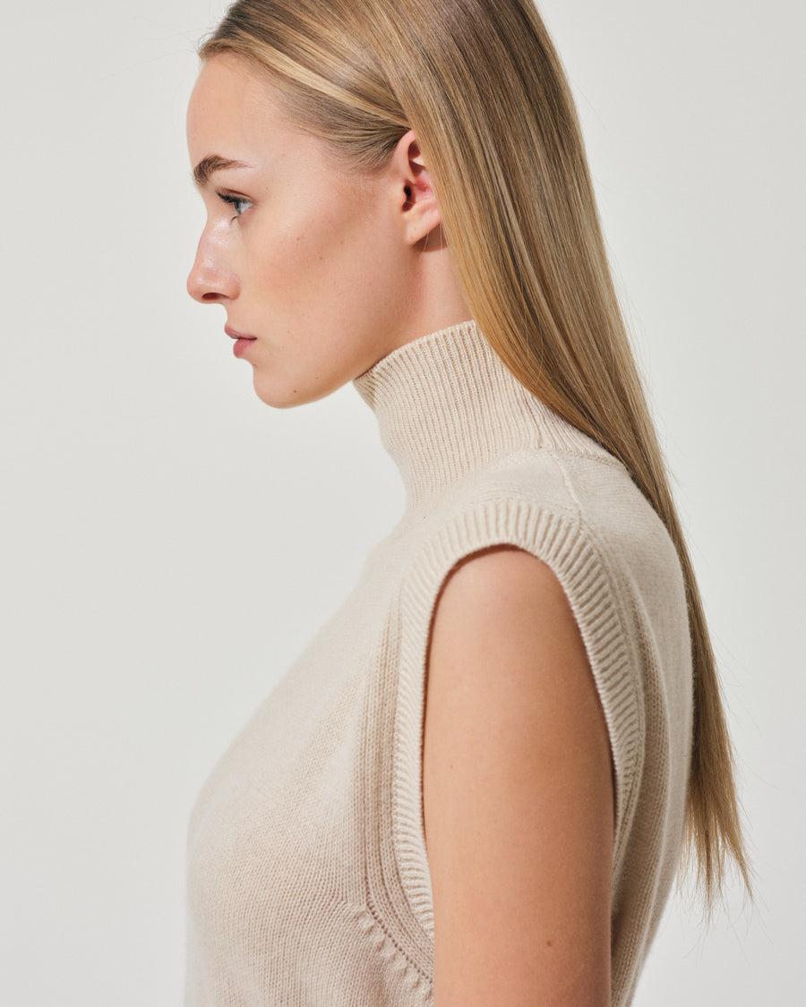 Scaglione GILET TURTLE NECK RIBBED SIDES BEIGE Sconto