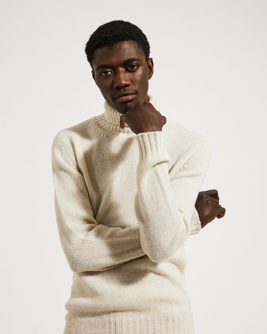 Scaglione TURTLE NECK SEAMLESS SOFTWOOL MILK Prezzo Ridotto