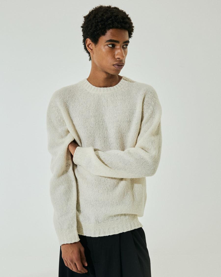 Scaglione ROUND NECK SEAMLESS PUFFED CASHMERE MILK Fino al 50% di sconto