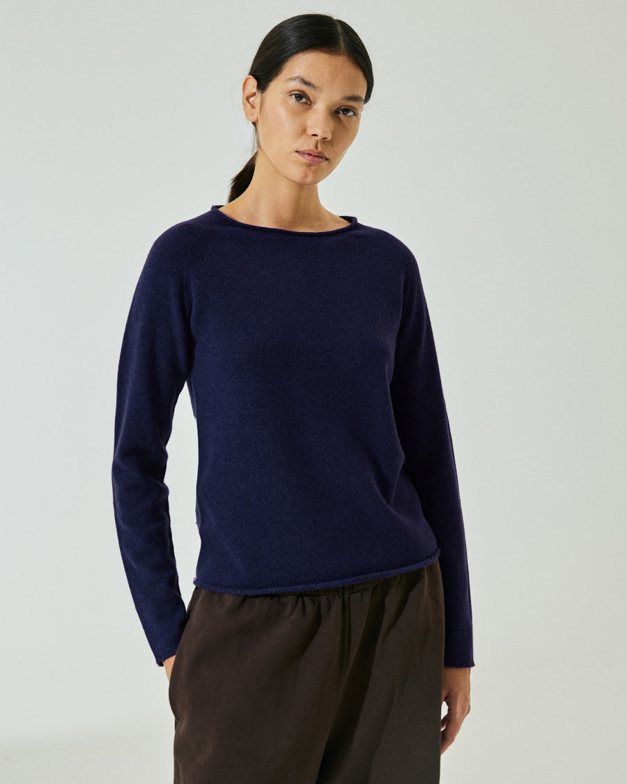 Scaglione ROUND NECK RAGLAN SEAMLESS HYBRID CASHMERE NAVY Offerte