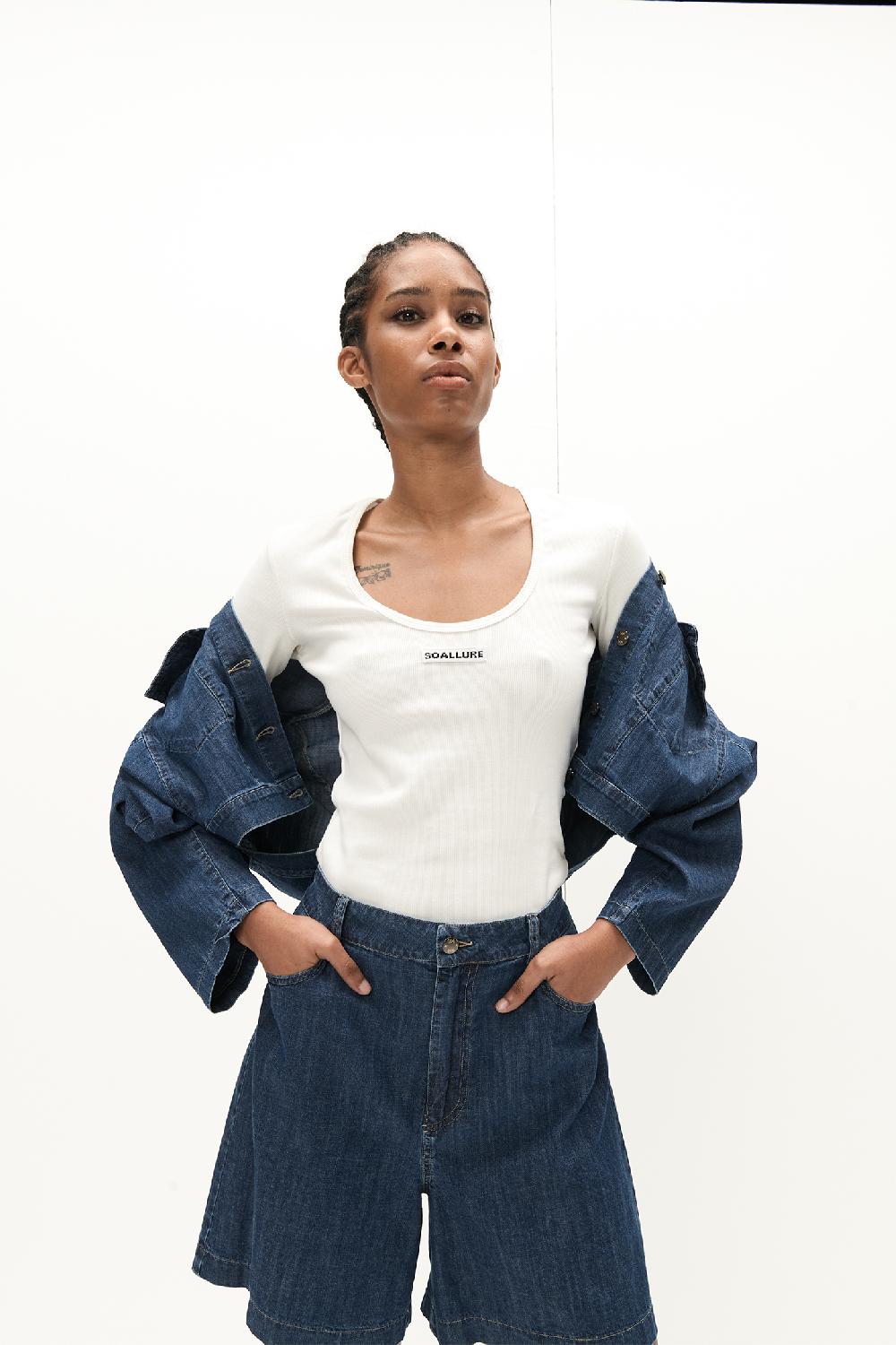 Soallure T-SHIRT BASIC MANICHE LUNGHE A COSTINE IN JERSEY Nuova