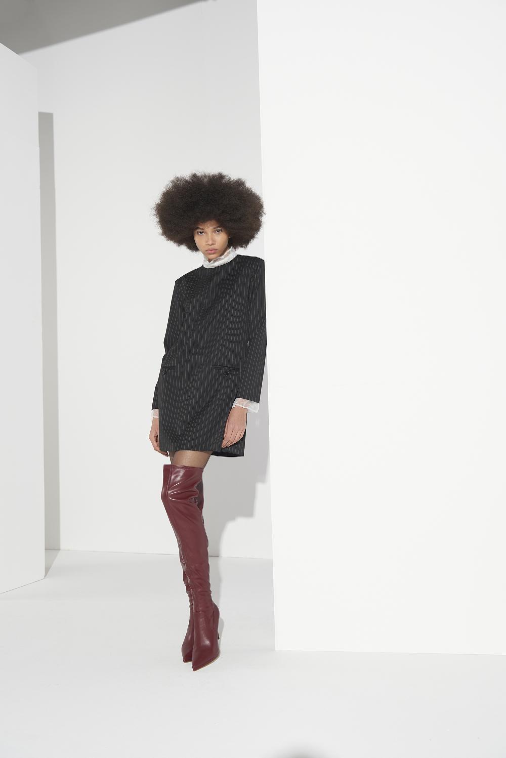 Soallure ABITO CORTO GESSATO CON COLLO IN ORGANZA Offerta migliore