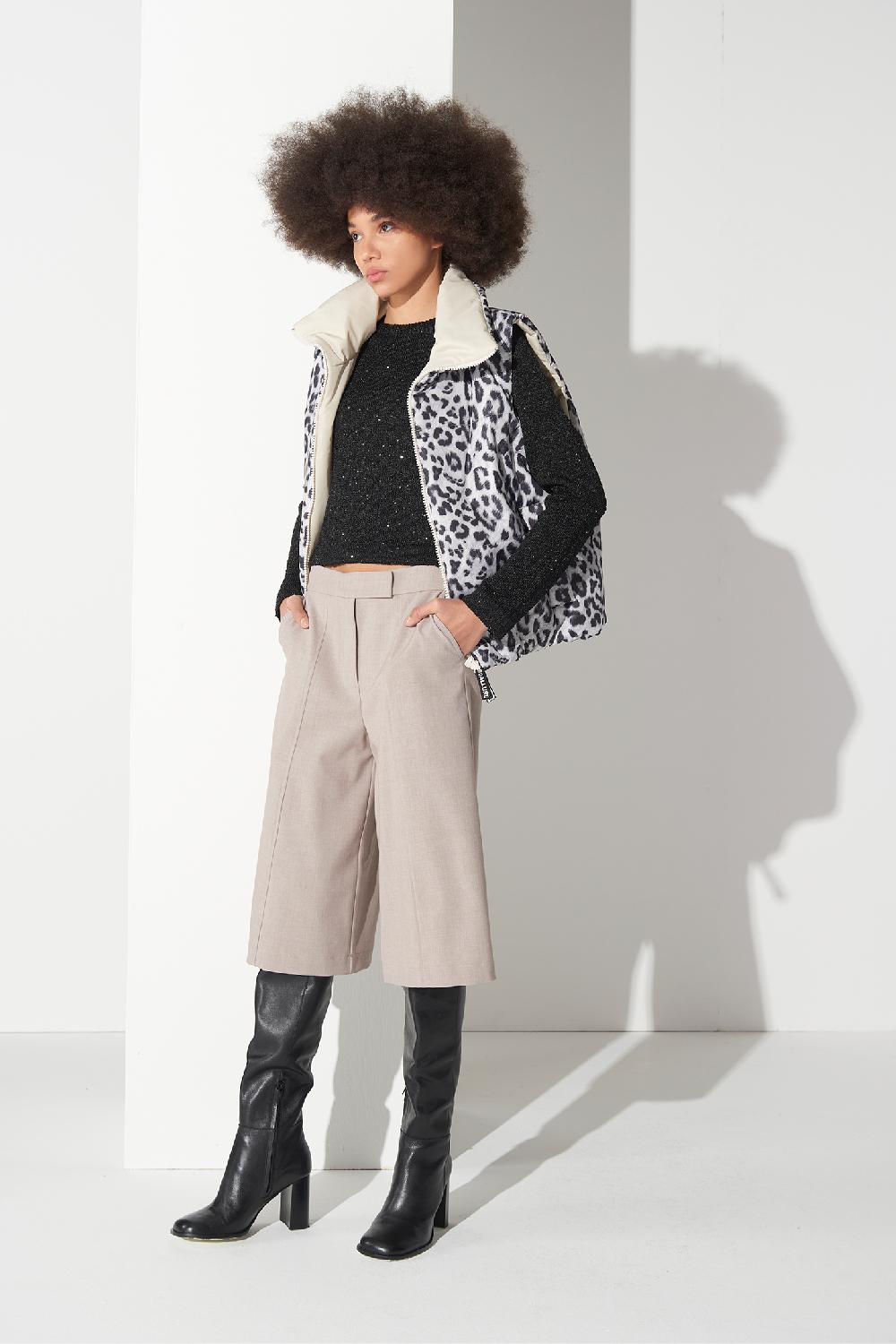 Soallure PIUMINO GILET CON STAMPA LEOPARDATA Pezzi Unici