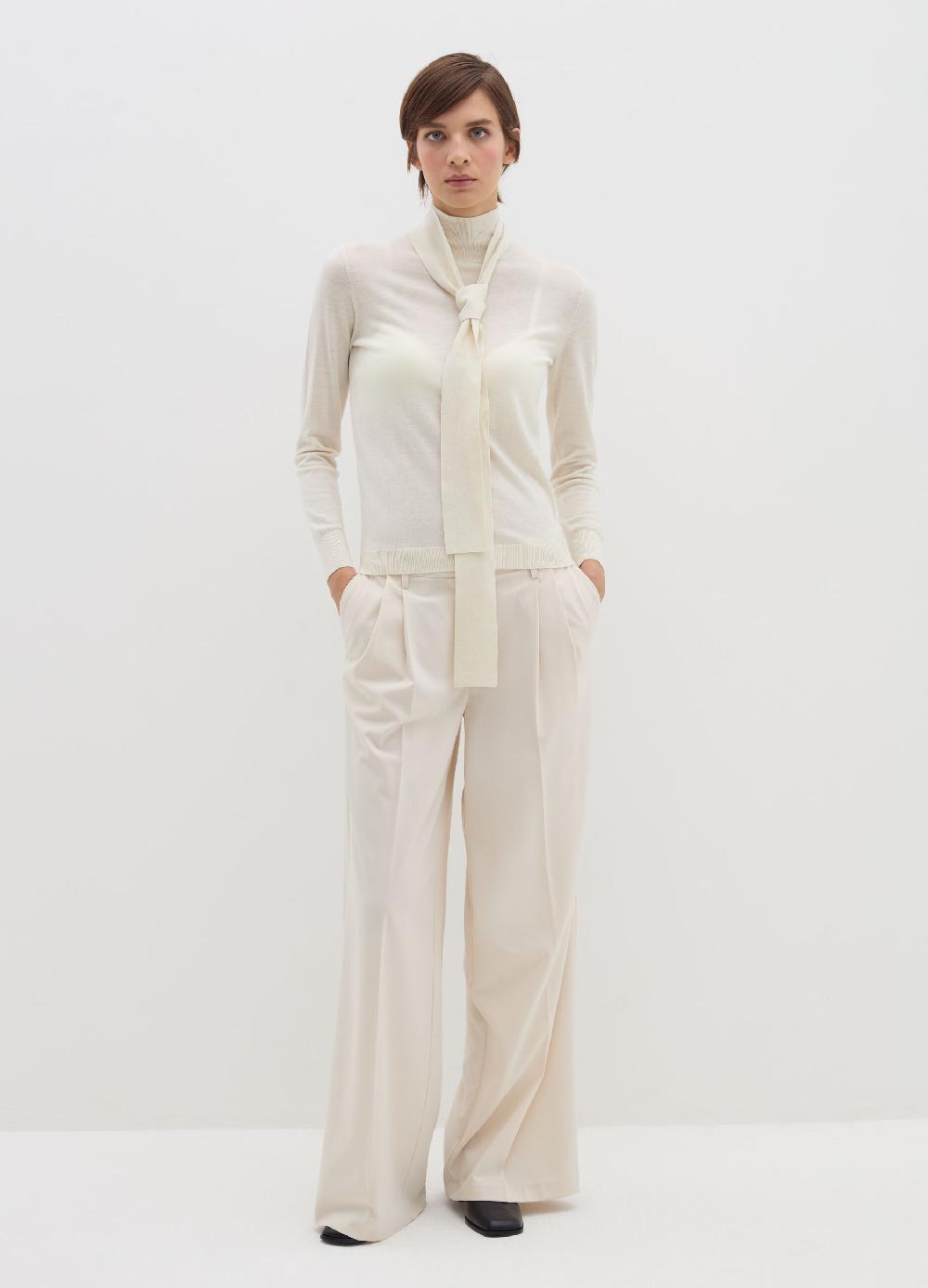 ﻿Stefanel Maglia a collo alto con foulard