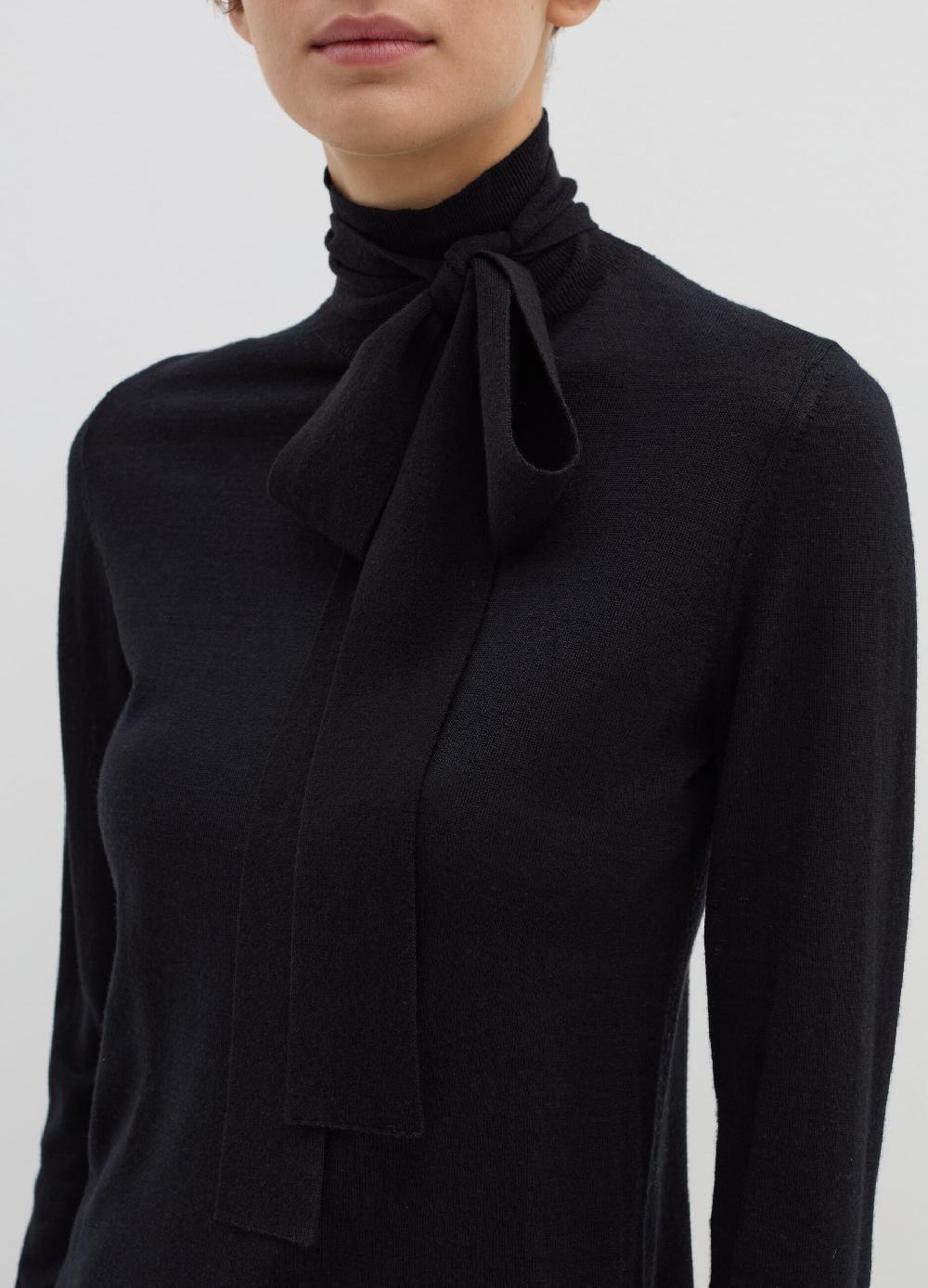 Stefanel Maglia a collo alto con foulard Saldi Di Fabbrica