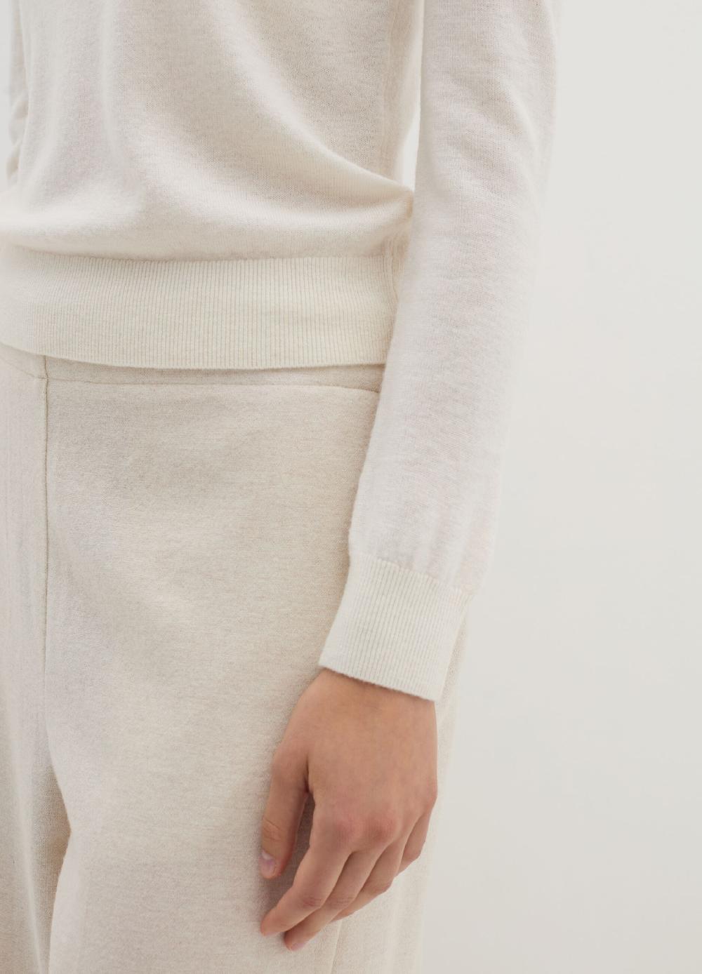 Stefanel Pullover in lana cardata a collo alto 2025