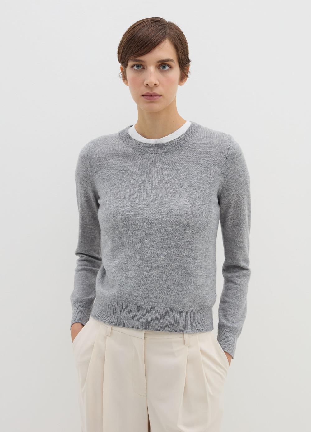 Stefanel Maglia in lana cardata con maniche lunghe Spedizione Gratuita