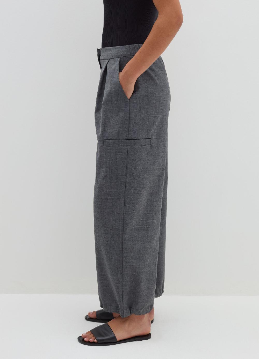 Stefanel Pantalone a gamba larga in fresco lana Promozione