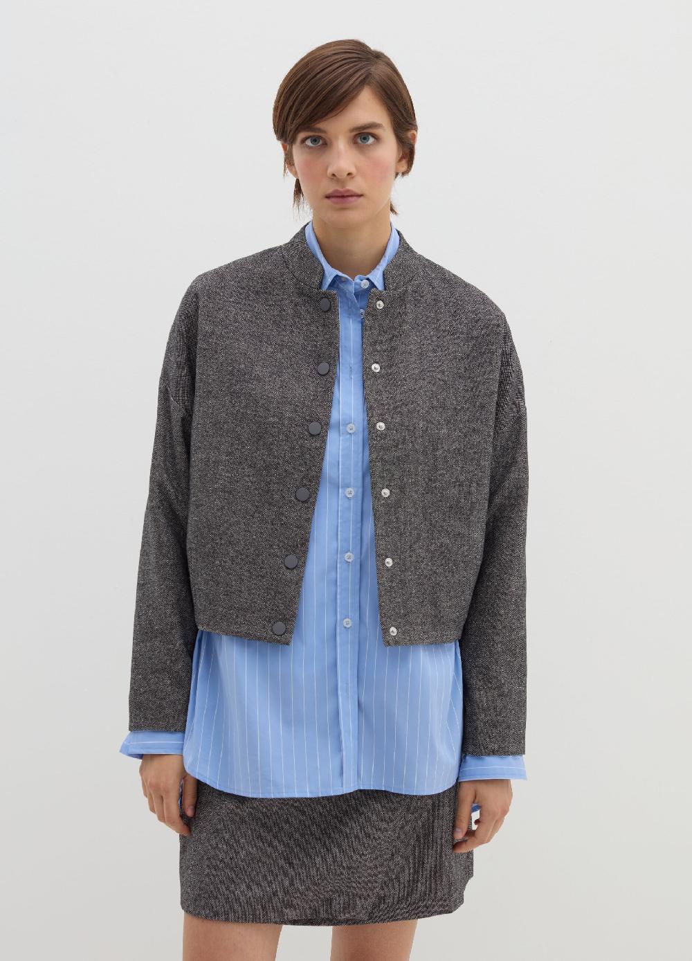 Stefanel Giacca corta in tweed con bottoni Saldi