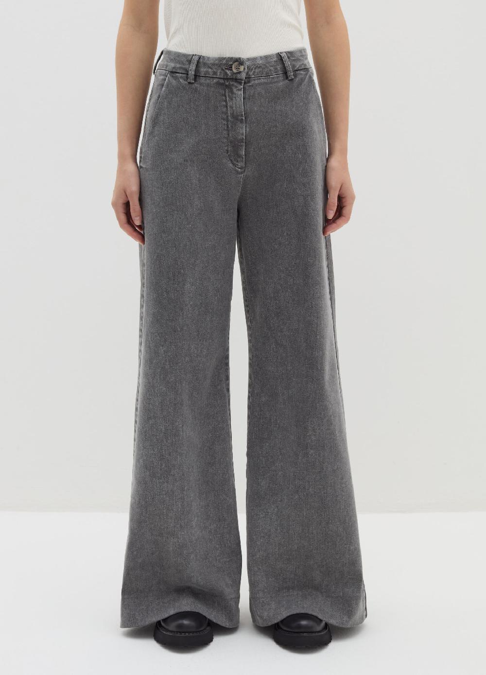 Stefanel Jeans a gamba larga Negozio