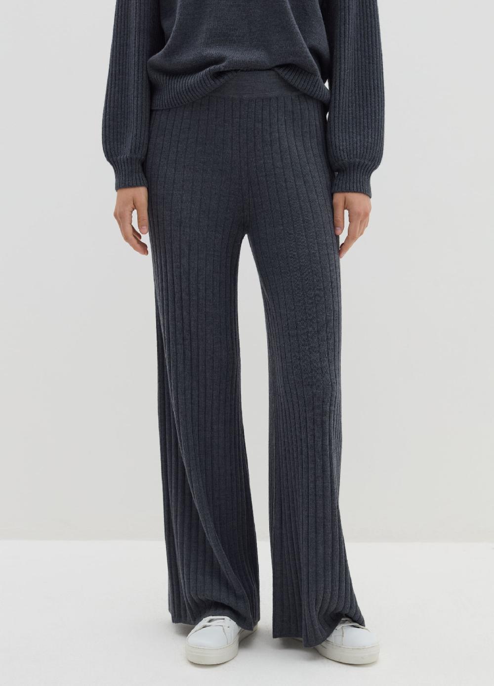 Stefanel Pantalone flare fit in maglia a coste Italy