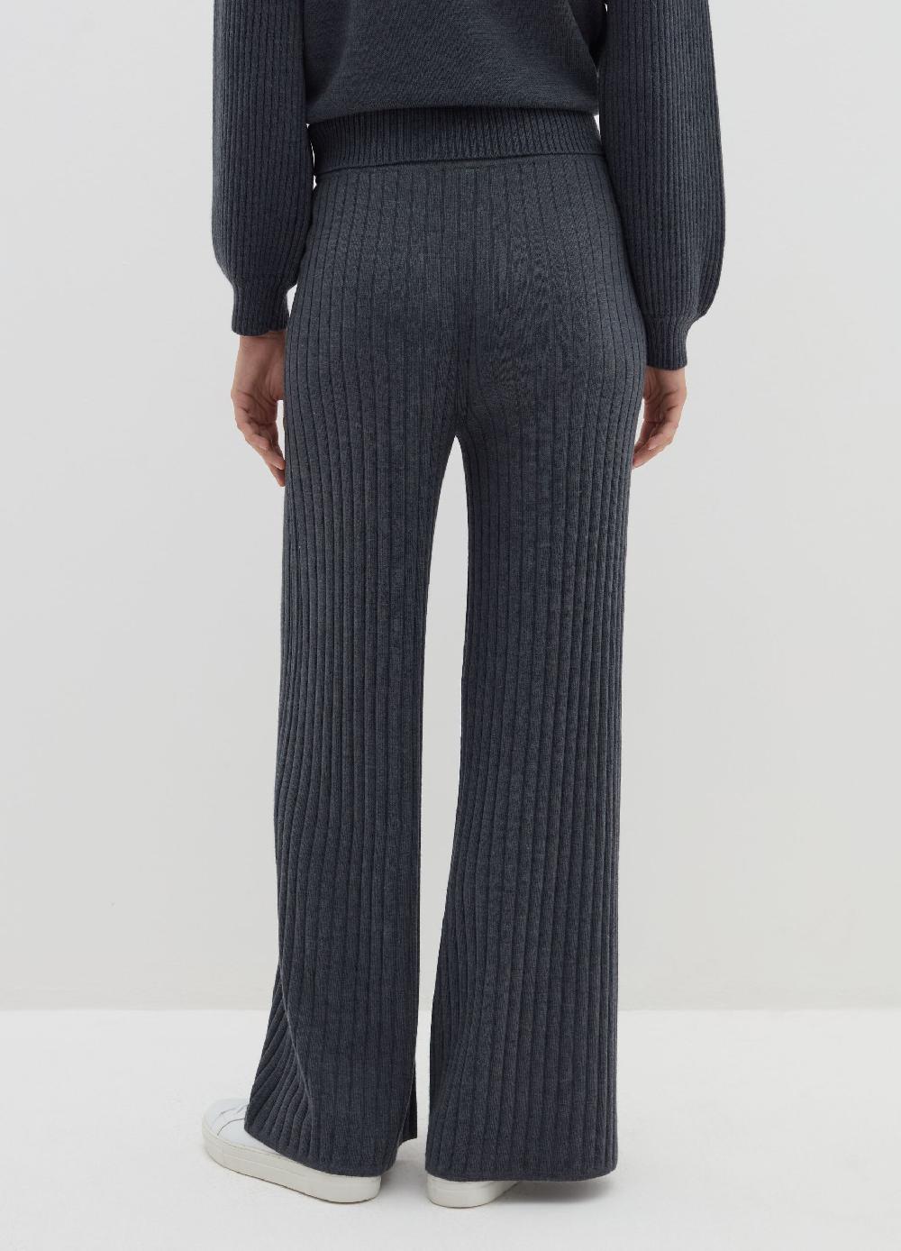 Stefanel Pantalone flare fit in maglia a coste Italy