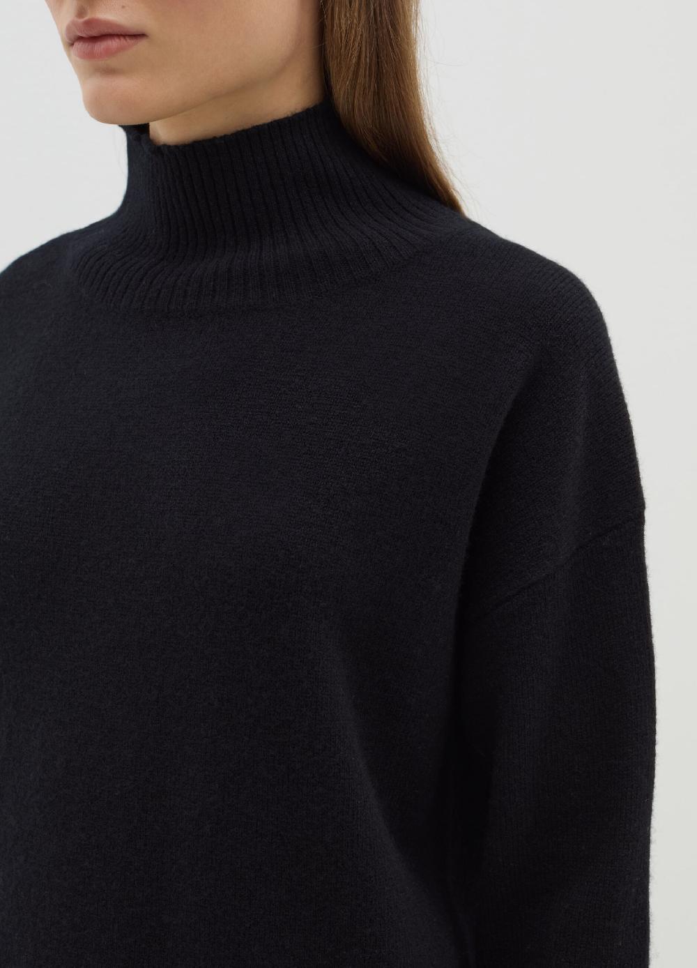Stefanel Pullover mock neck in lana cardata In Vendita