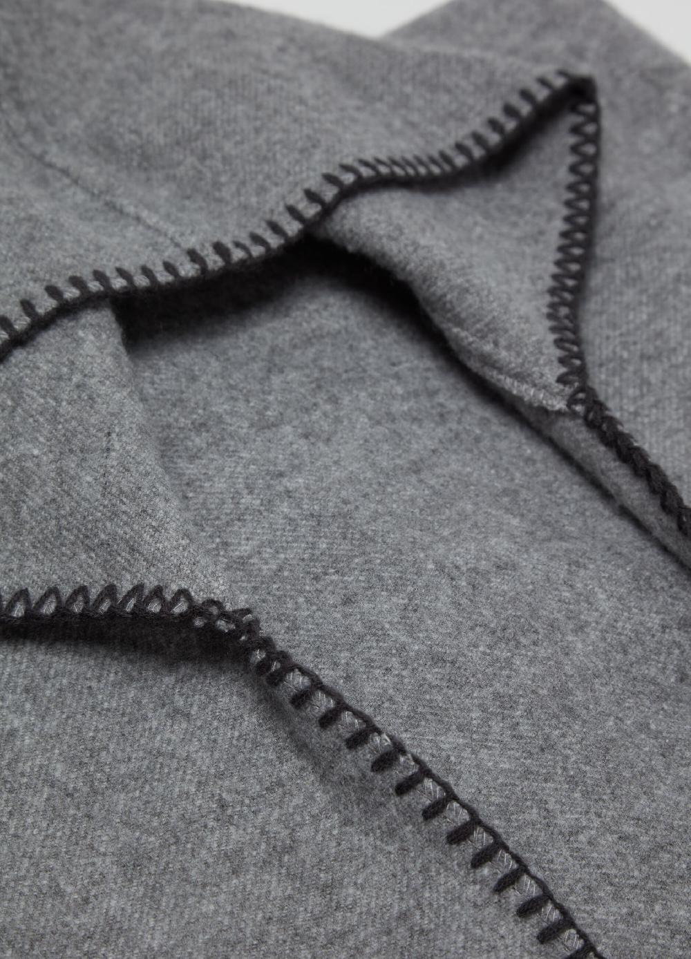 Stefanel Poncho aperto con cappuccio Italia