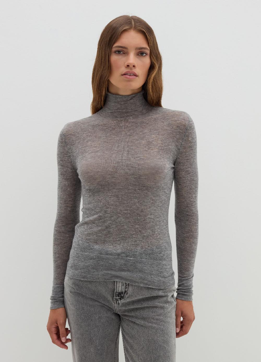 Stefanel T-shirt a collo alto con maniche lunghe Sottocosto