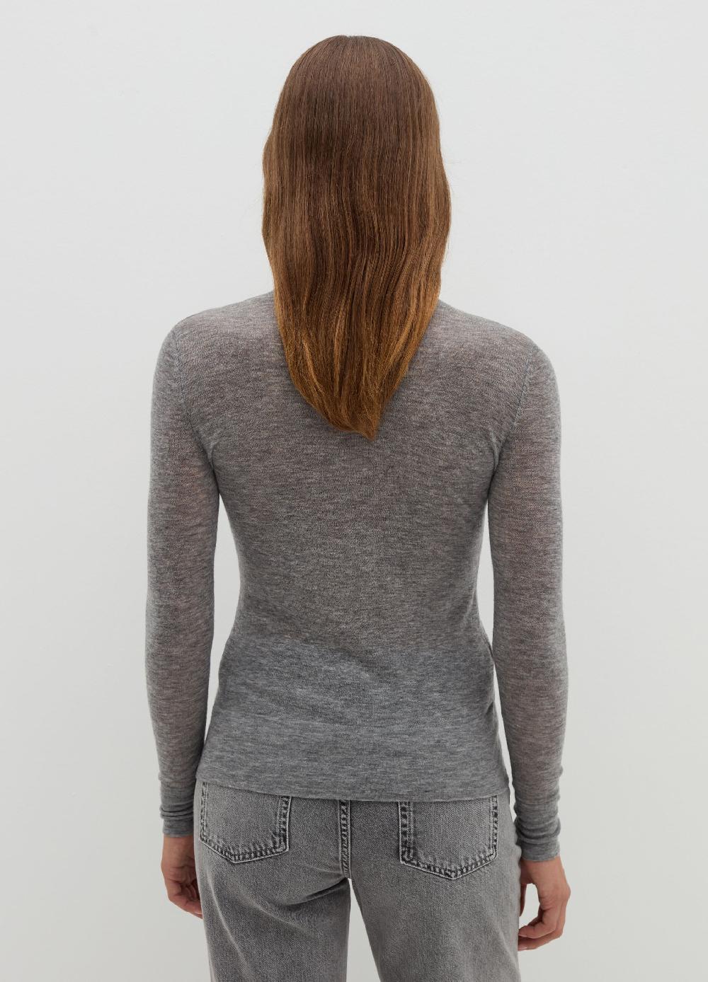 Stefanel T-shirt a collo alto con maniche lunghe Sottocosto