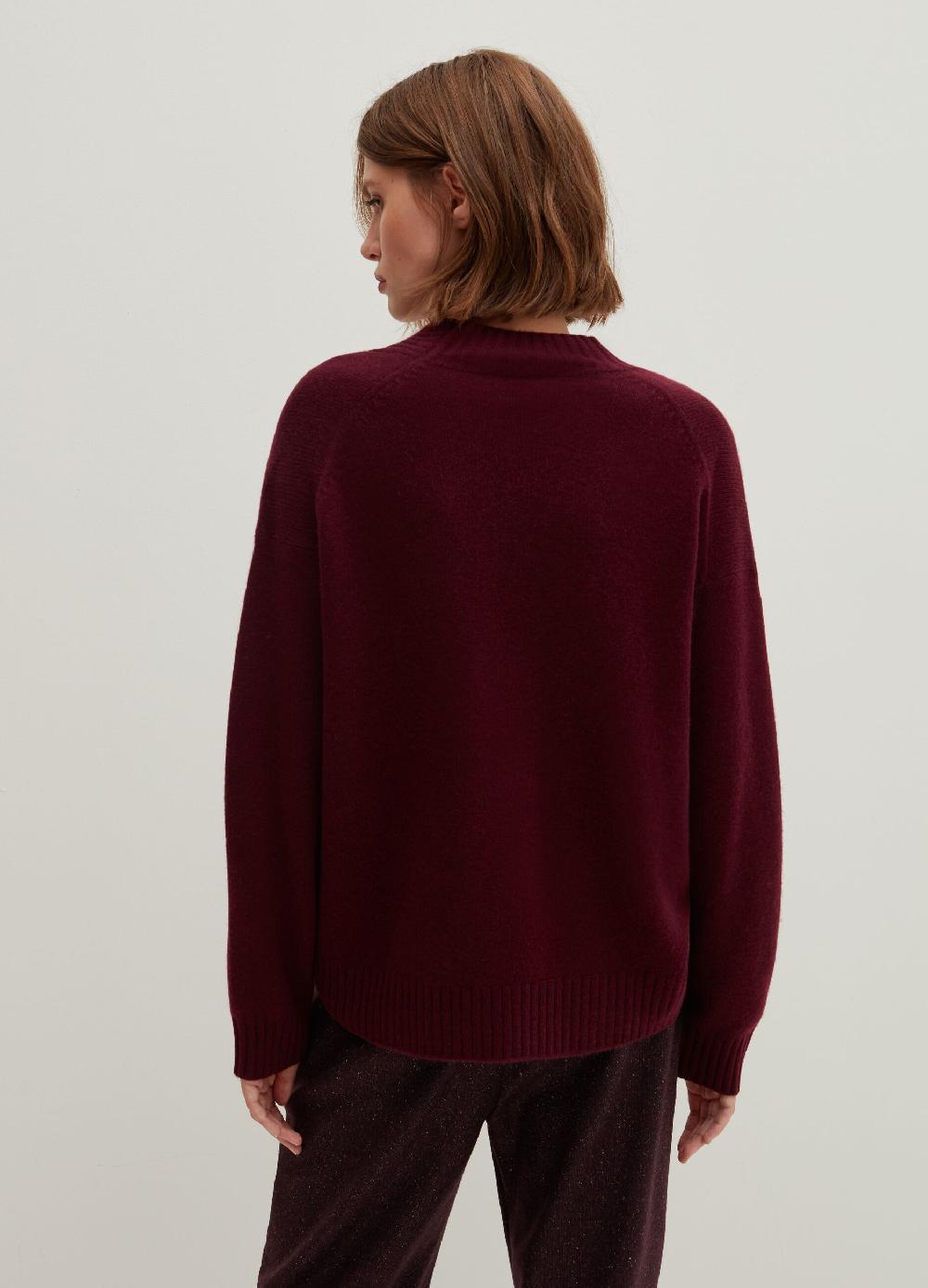 Stefanel Pullover in cashmere con scollo a V Nuova