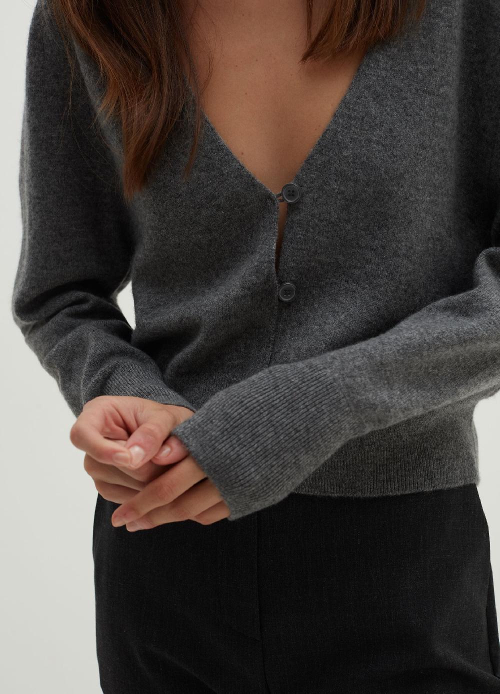 Stefanel Cardigan in cashmere con scollo a V Promozione
