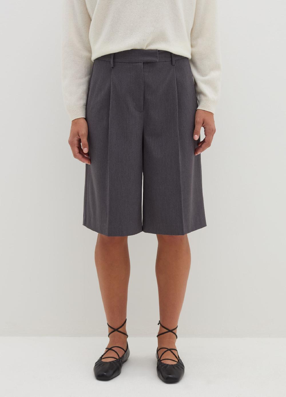 Stefanel Bermuda con pinces Sottocosto