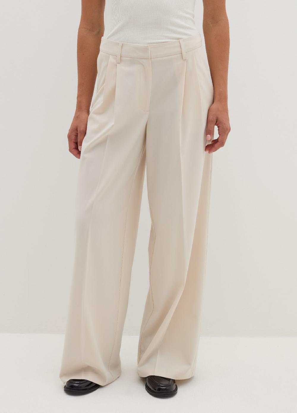 Stefanel Pantalone slouchy fit con pinces Economico
