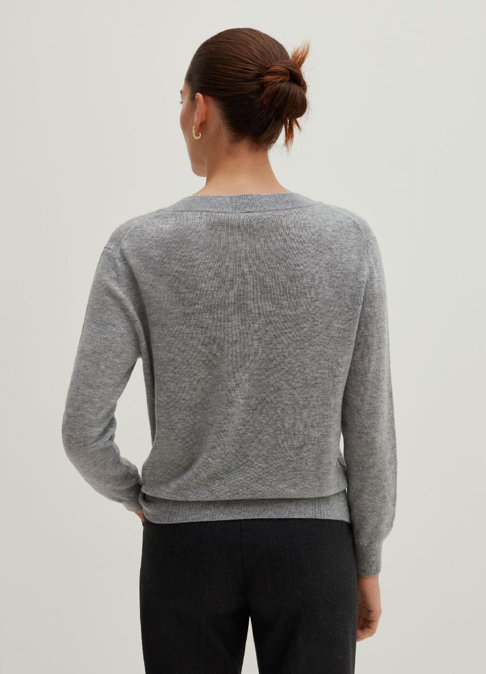 Stefanel Pullover in lana con scollo a V In Vendita