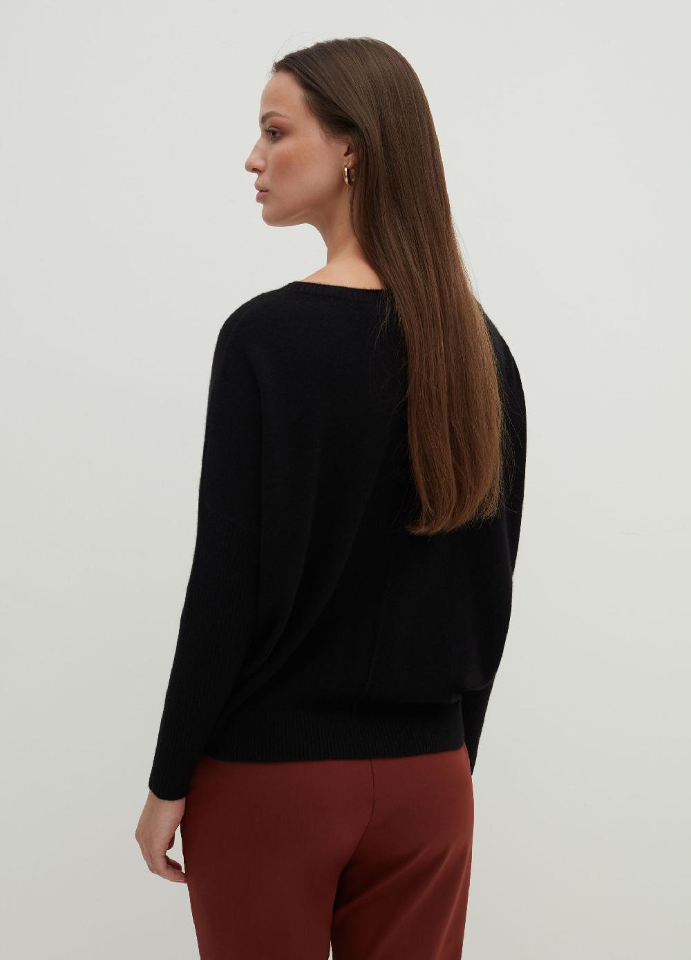 Stefanel Pullover in cashmere scollo a barca Offerte