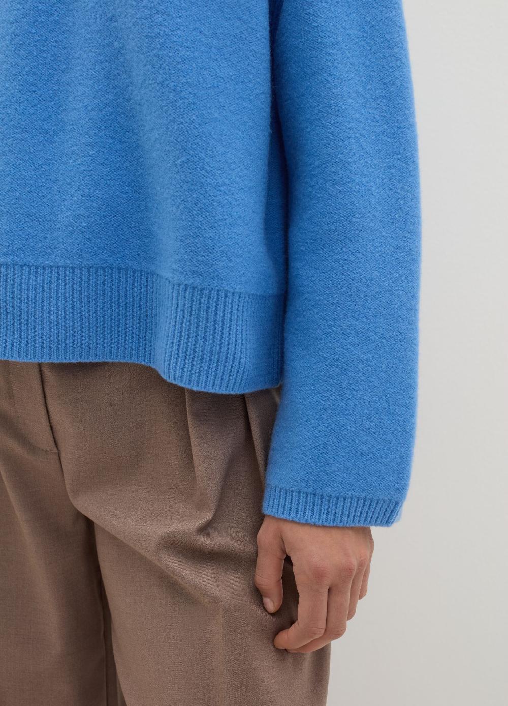 Stefanel Pullover in lana cotta con scollo a V Offerta Pasqua