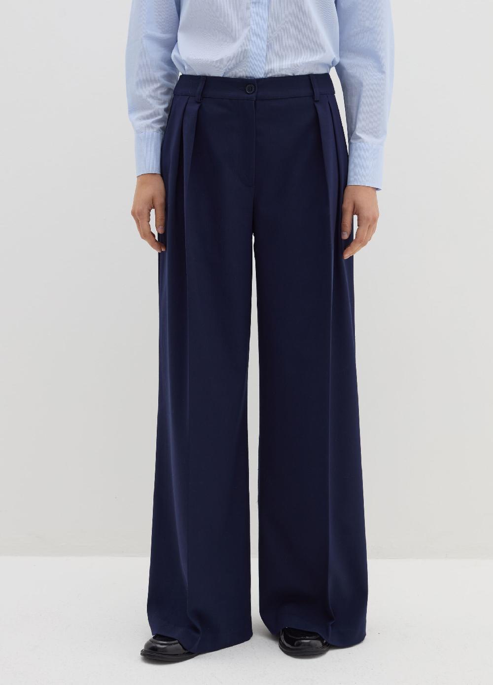Stefanel Pantalone loose fit con pinces ACQUISTA ORA