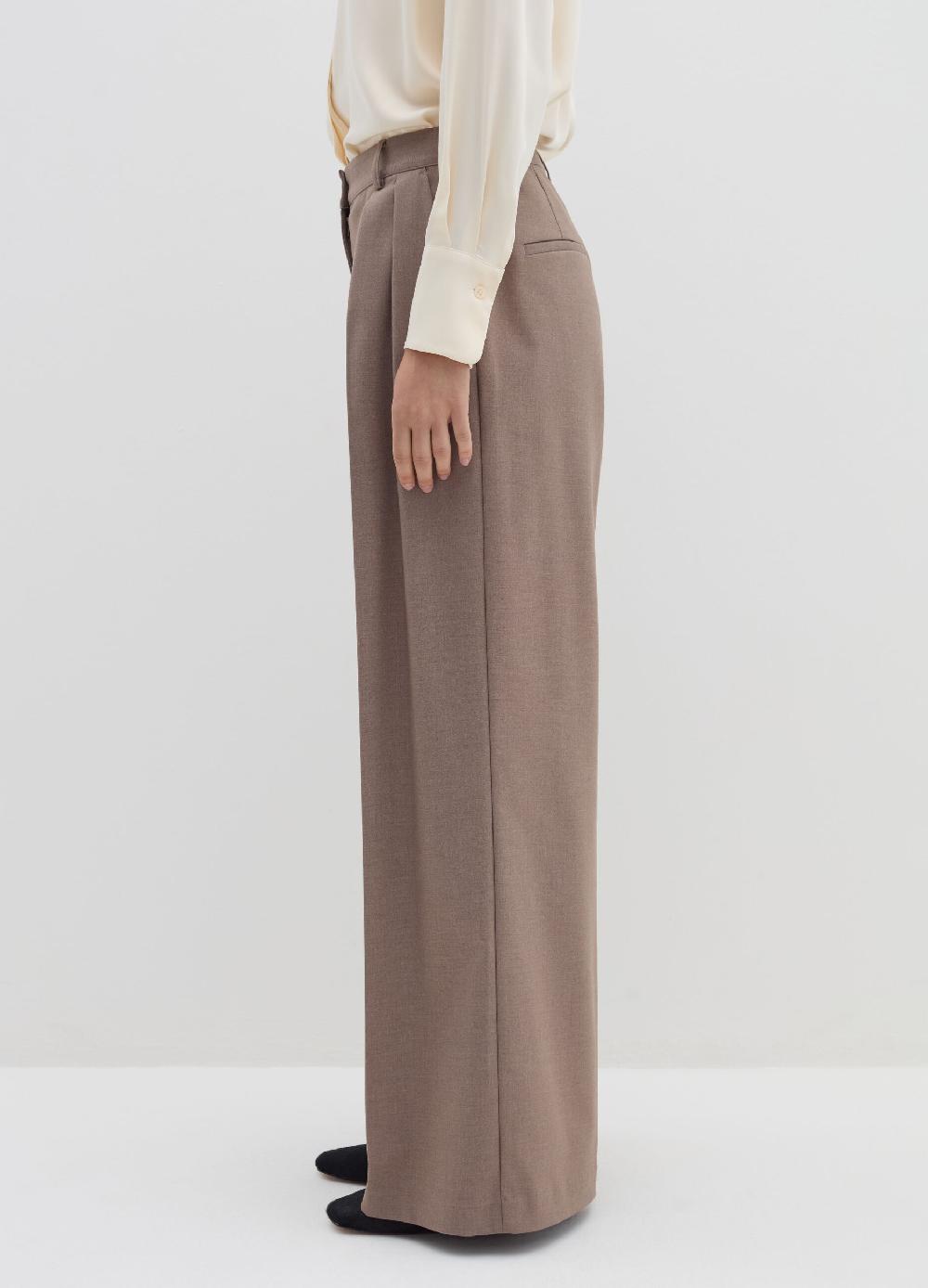 Stefanel Pantalone loose fit con pinces Sconto