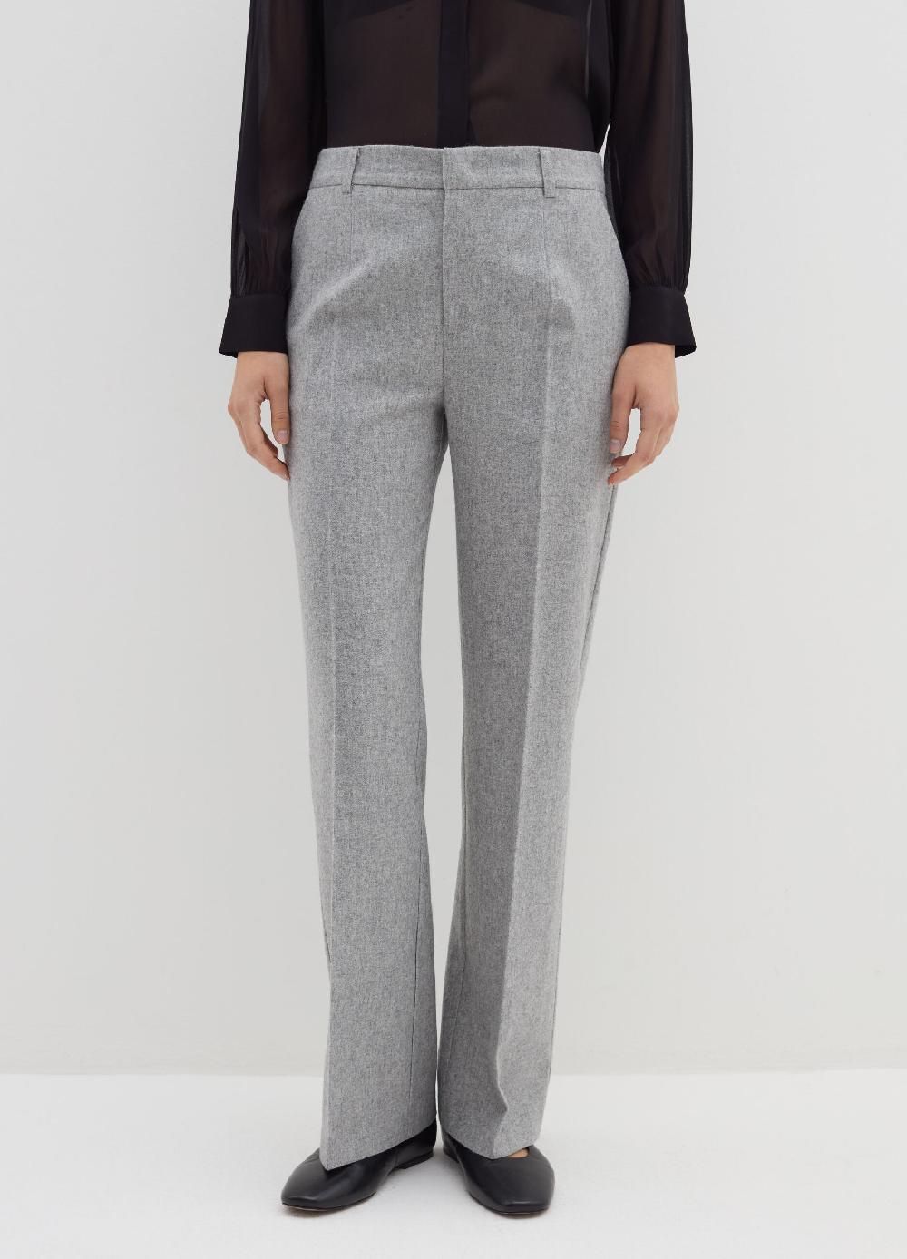 Stefanel Pantalone flare fit con pinces Offerte