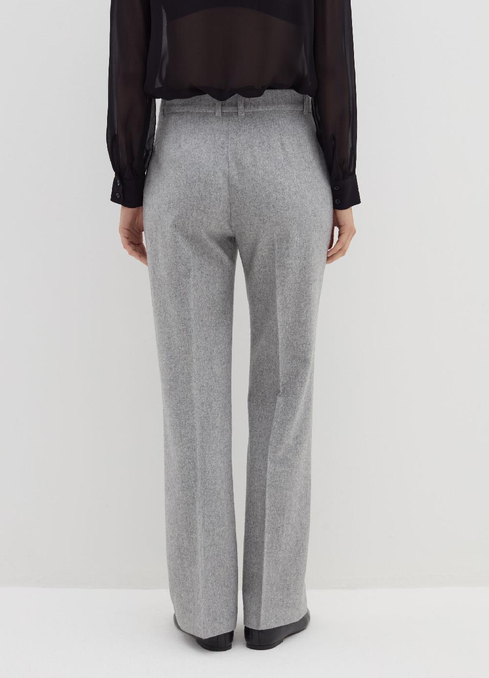 Stefanel Pantalone flare fit con pinces Offerte