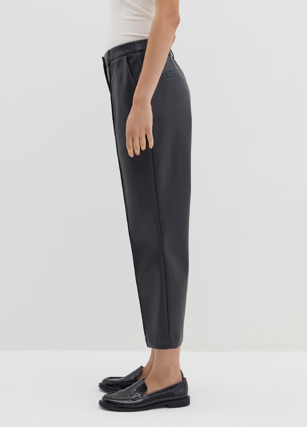 Stefanel Pantalone cropped a sigaretta effetto lucido Saldi Di Fabbrica