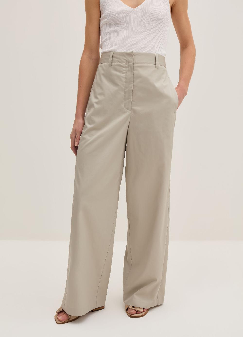 Stefanel Pantalone straight fit in satin Offerta speciale