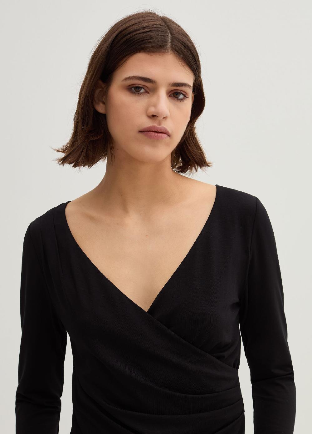 Stefanel T-shirt scollo a V con incrocio Lightning offer