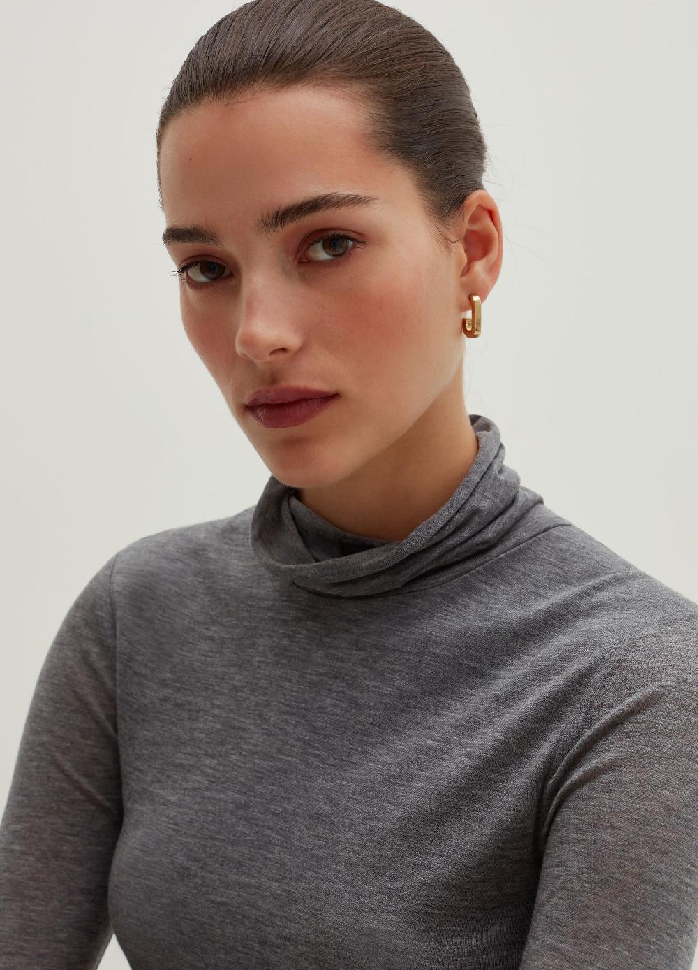 Stefanel T-shirt a maniche lunghe con collo alto ACQUISTA ORA
