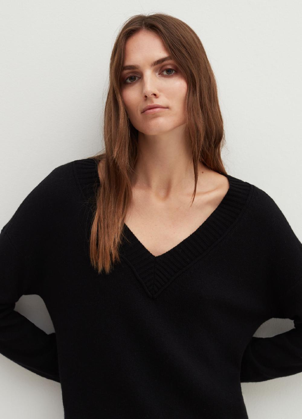 Stefanel Vestito corto in lana viscosa e cashmere Sostegno trimestrale
