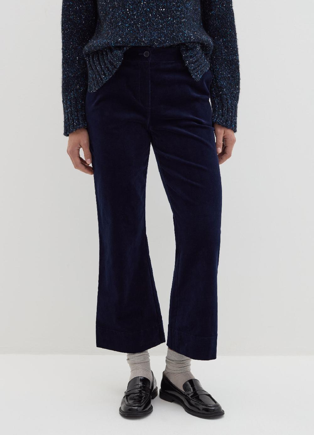 Stefanel Pantalone flare fit in corduroy 50% di sconto con spedizione gratuita