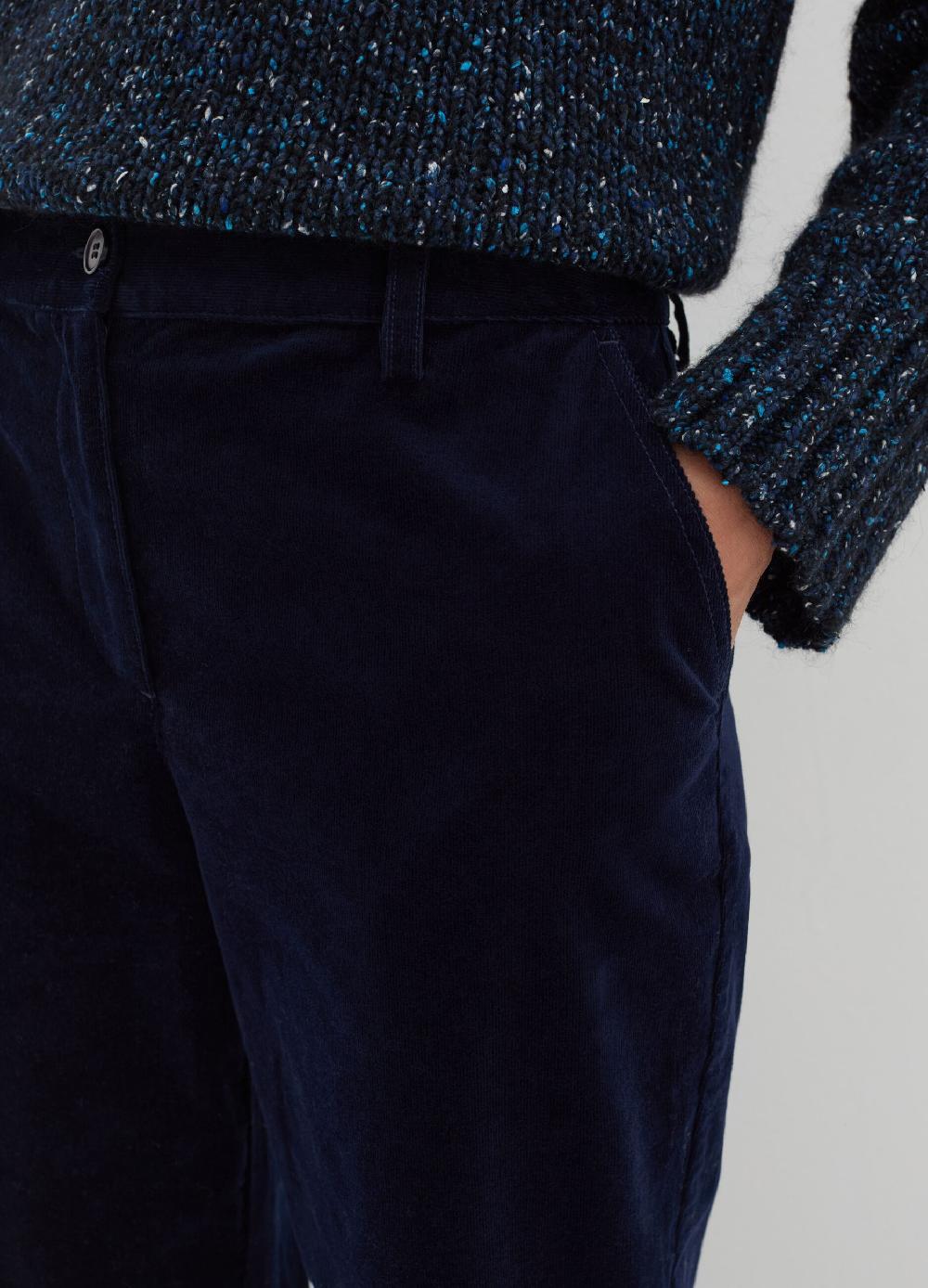 Stefanel Pantalone flare fit in corduroy 50% di sconto con spedizione gratuita