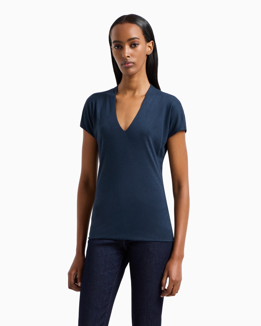 The world of armani TOP CON SCOLLO A V Nuova